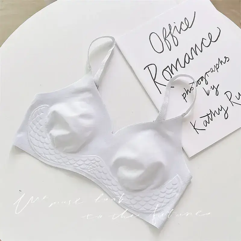 Women's Ultra-Thin Seamless Cool White Rabbit Ears Bra - Image 4