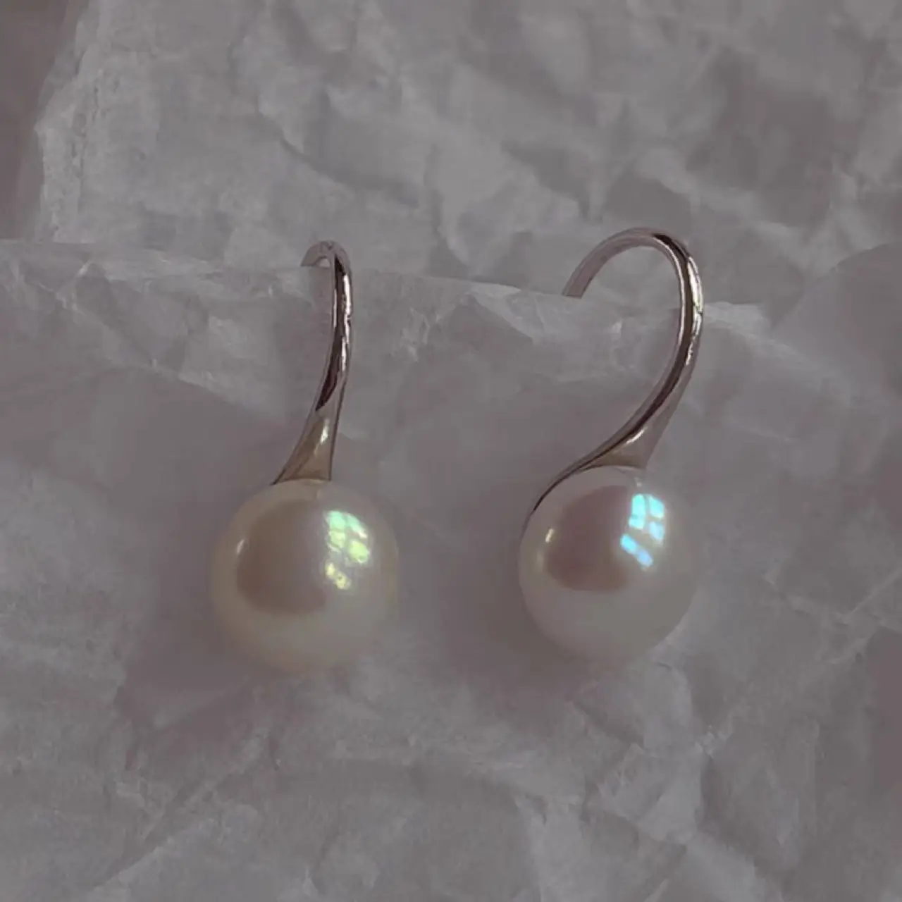 Natural Freshwater Pearl Earrings Women's Silver Hook