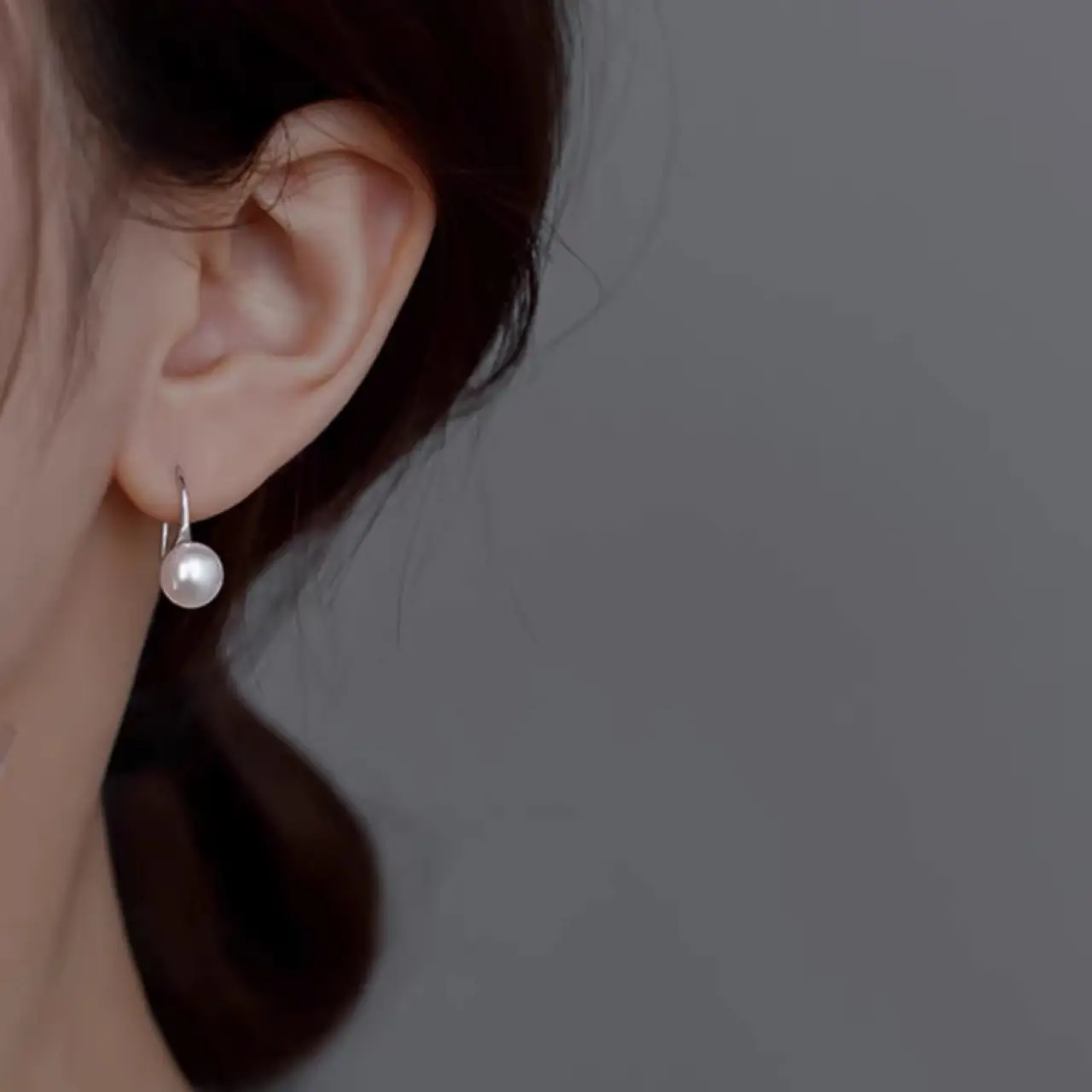 Natural Freshwater Pearl Earrings Women's Silver Hook