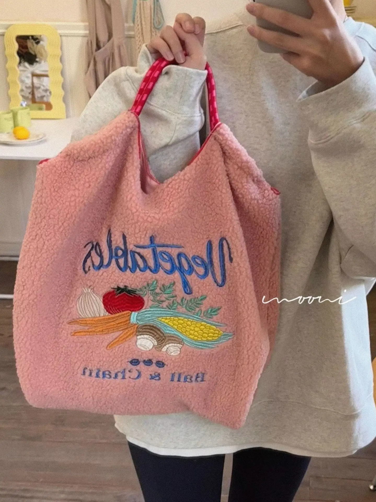 2024 Winter Japanese Embroidery Plush Shoulder Bag — feature 19