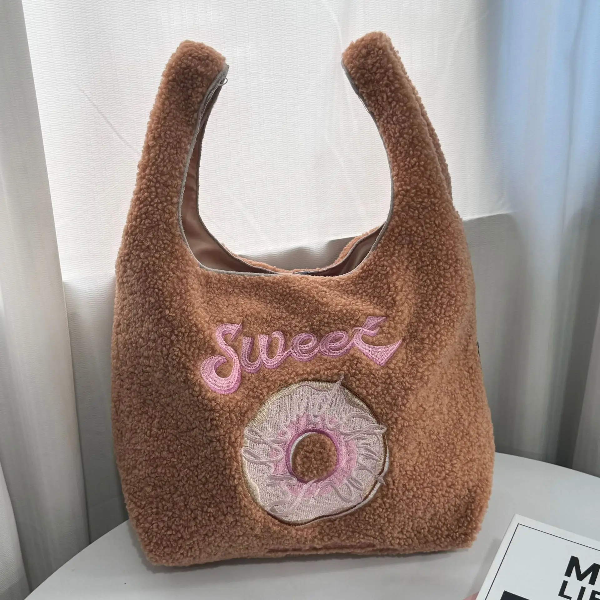 2024 Winter Japanese Embroidery Plush Shoulder Bag - Image 16