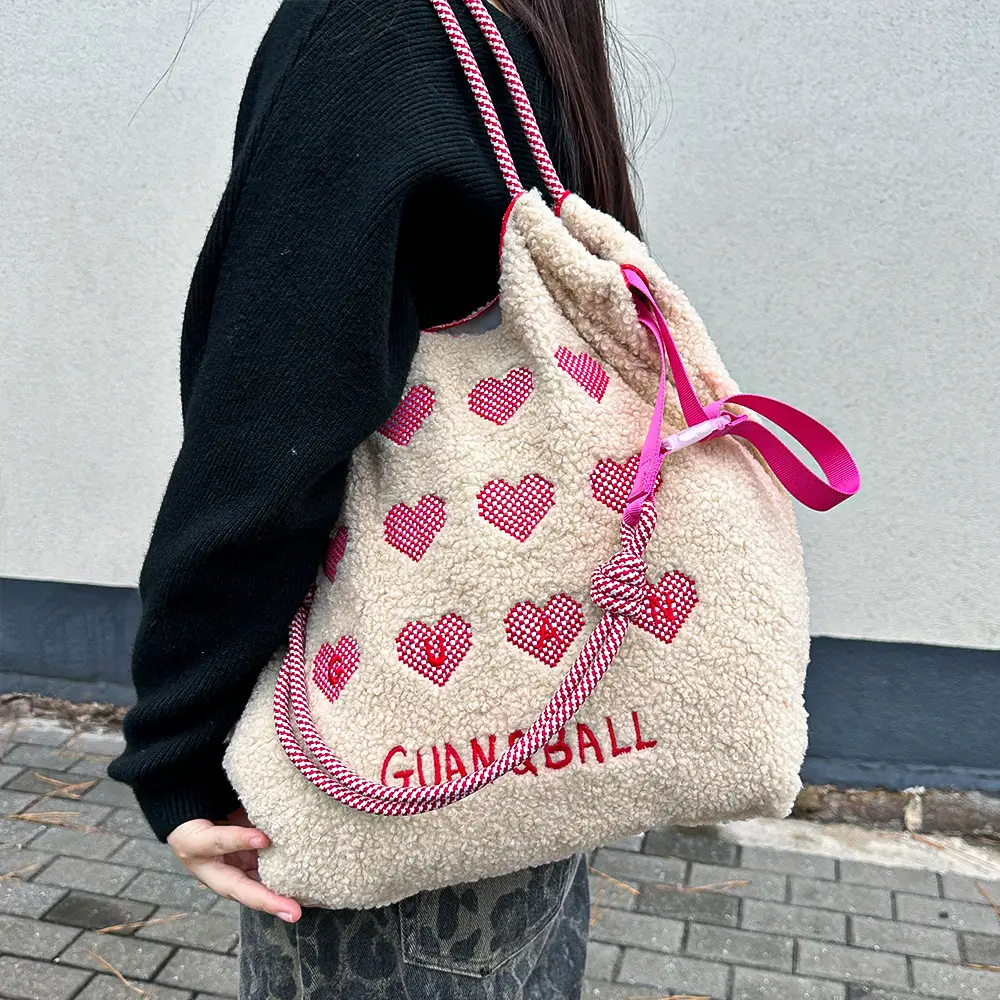 2024 Winter Japanese Embroidery Plush Shoulder Bag - Image 3