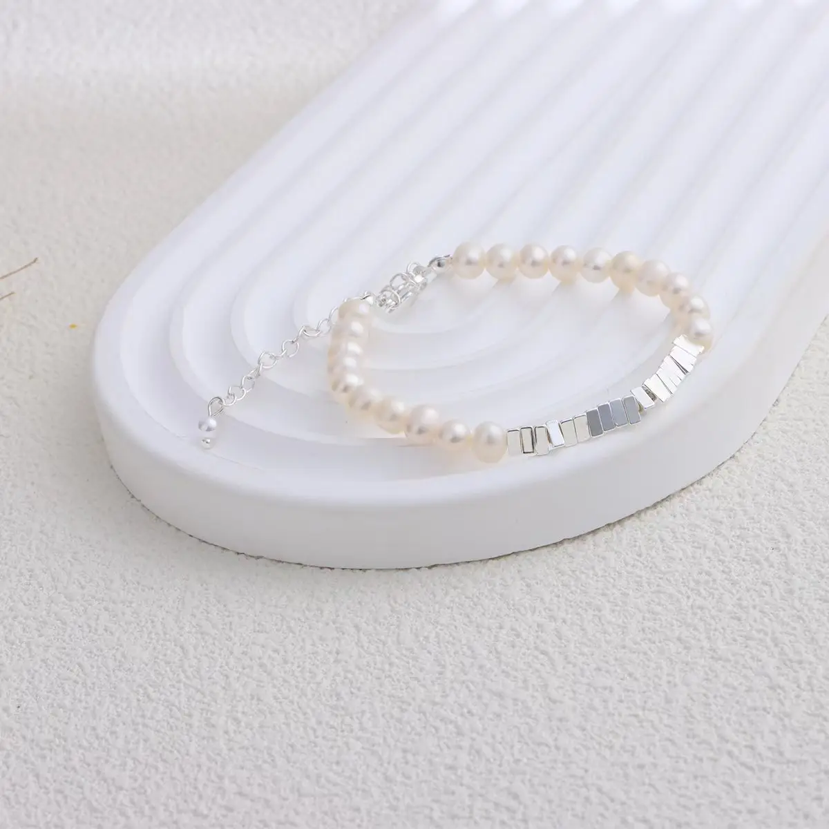 Broken Silver Pearl Bracelet for Girls Wholesale - Image 17