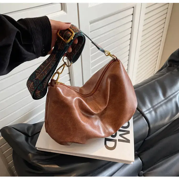 Black Nylon Shoulder Bag for Girls 2023 — feature 20