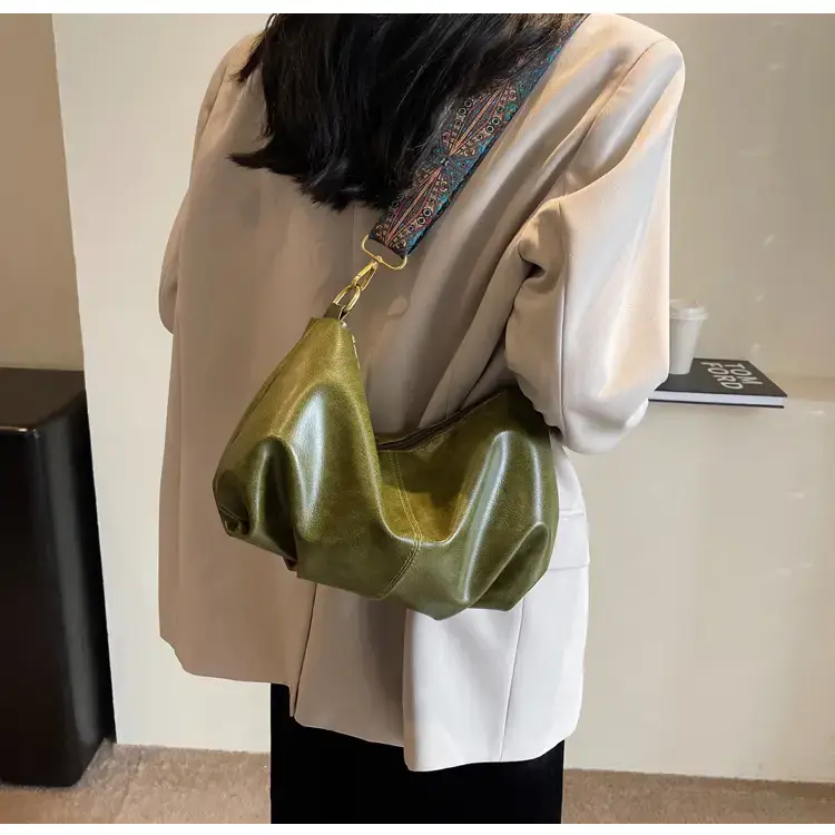 Black Nylon Shoulder Bag for Girls 2023 — feature 30