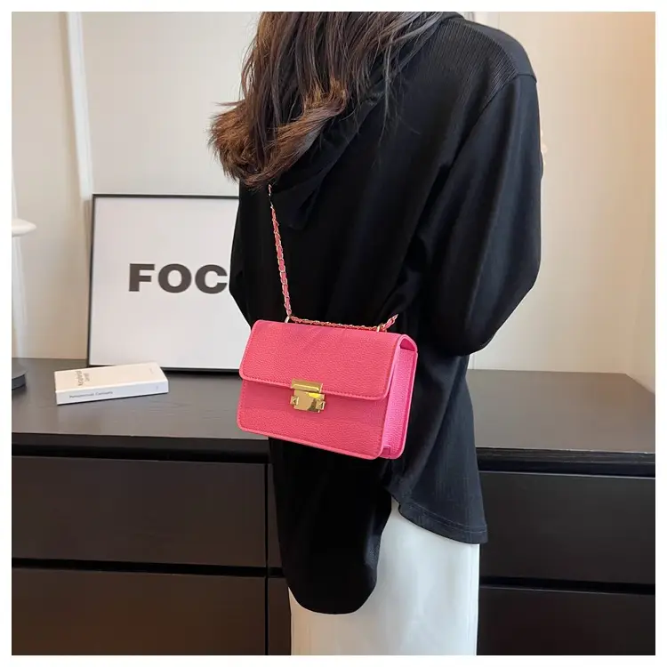 Women's Pink Chain Shoulder Messenger Bag with Heart Lock — feature 15