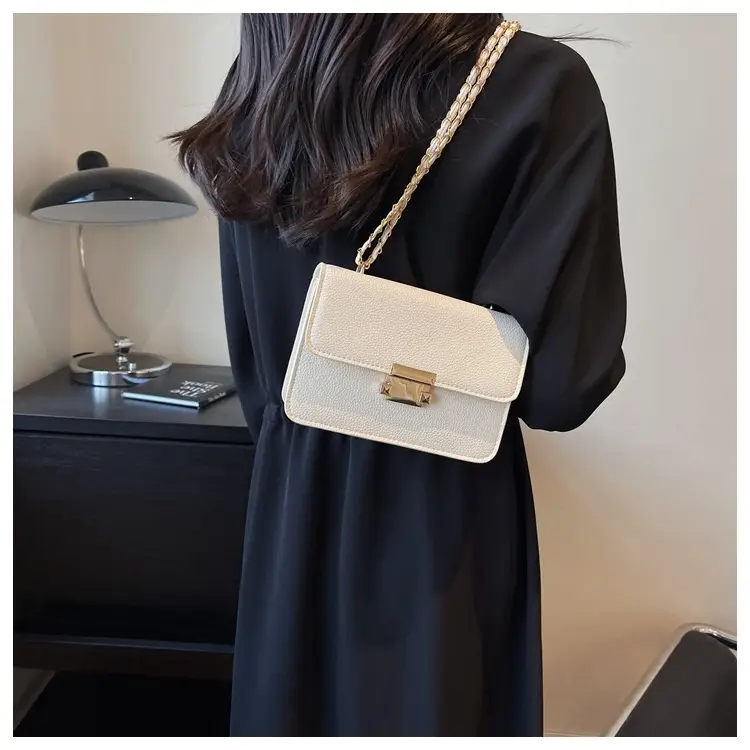 Women's Pink Chain Shoulder Messenger Bag with Heart Lock — feature 24