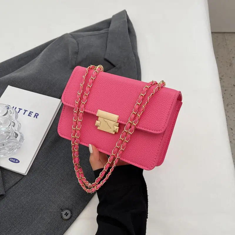 Women's Pink Chain Shoulder Messenger Bag with Heart Lock - Image 4