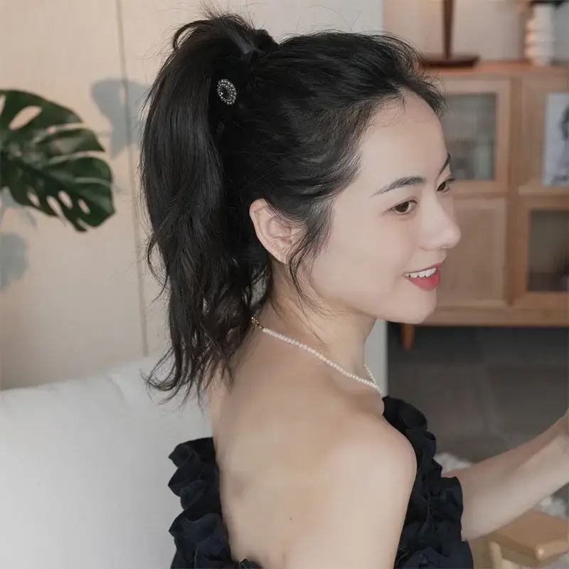 Autumn Winter Black Velvet Hairpin for Women - Image 3