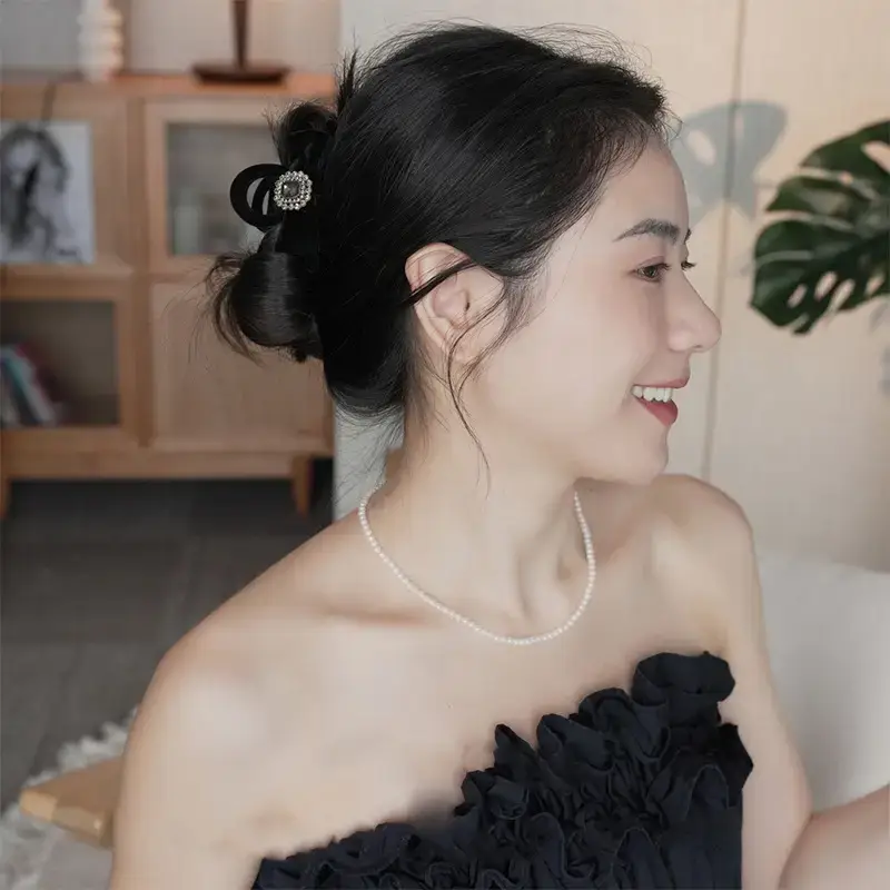 Autumn Winter Black Velvet Hairpin for Women - Image 4