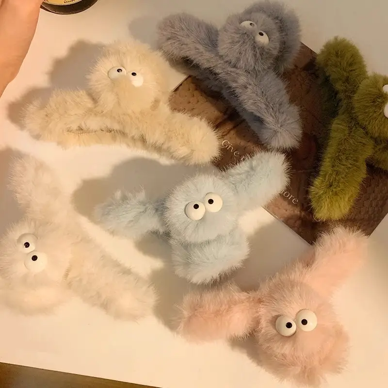 Plush Hair Clips for Women Autumn Winter Big Eyes - Image 8