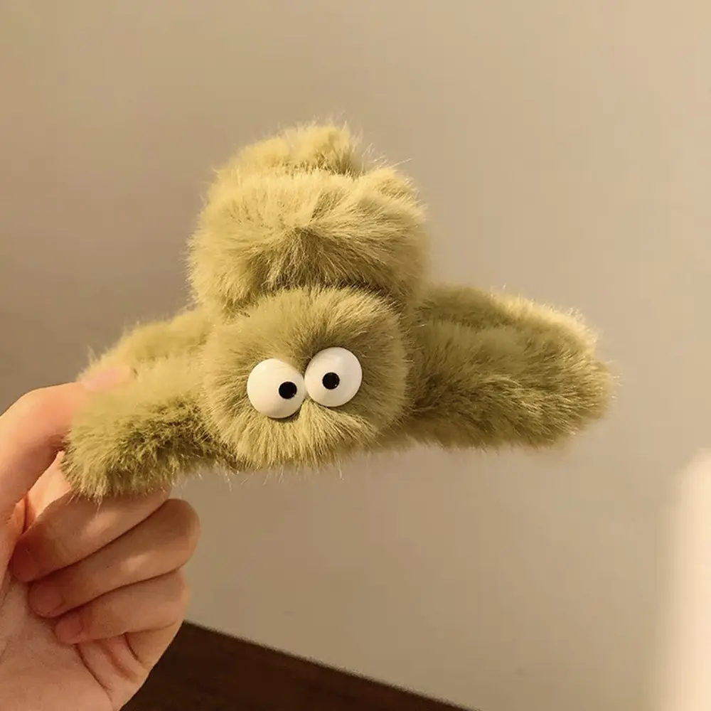 Plush Hair Clips for Women Autumn Winter Big Eyes - Image 4