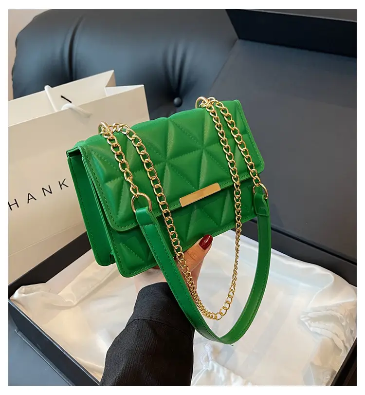 Women's Rhombic Chain Shoulder Bag 2023 — feature 2