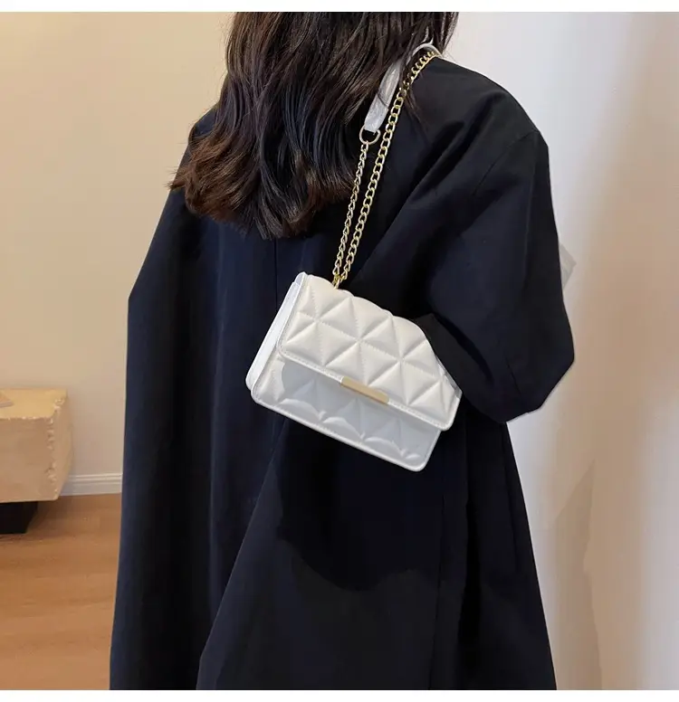 Women's Rhombic Chain Shoulder Bag 2023 — feature 24