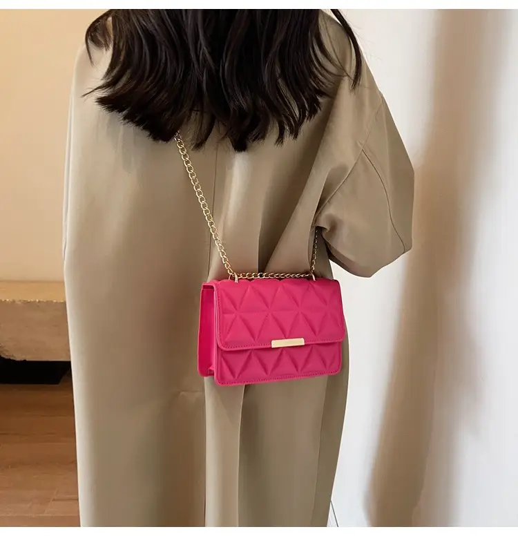 Women's Rhombic Chain Shoulder Bag 2023 — feature 27