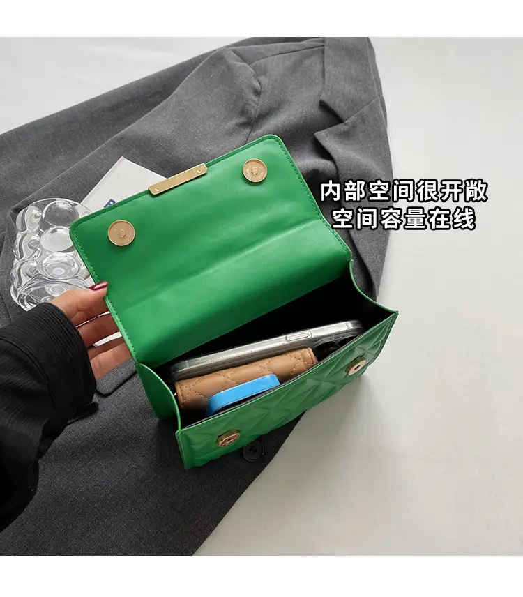 Women's Rhombic Chain Shoulder Bag 2023 — feature 8
