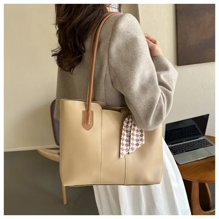 Brown Leather Tote Bag for Women Large Capacity — feature 17