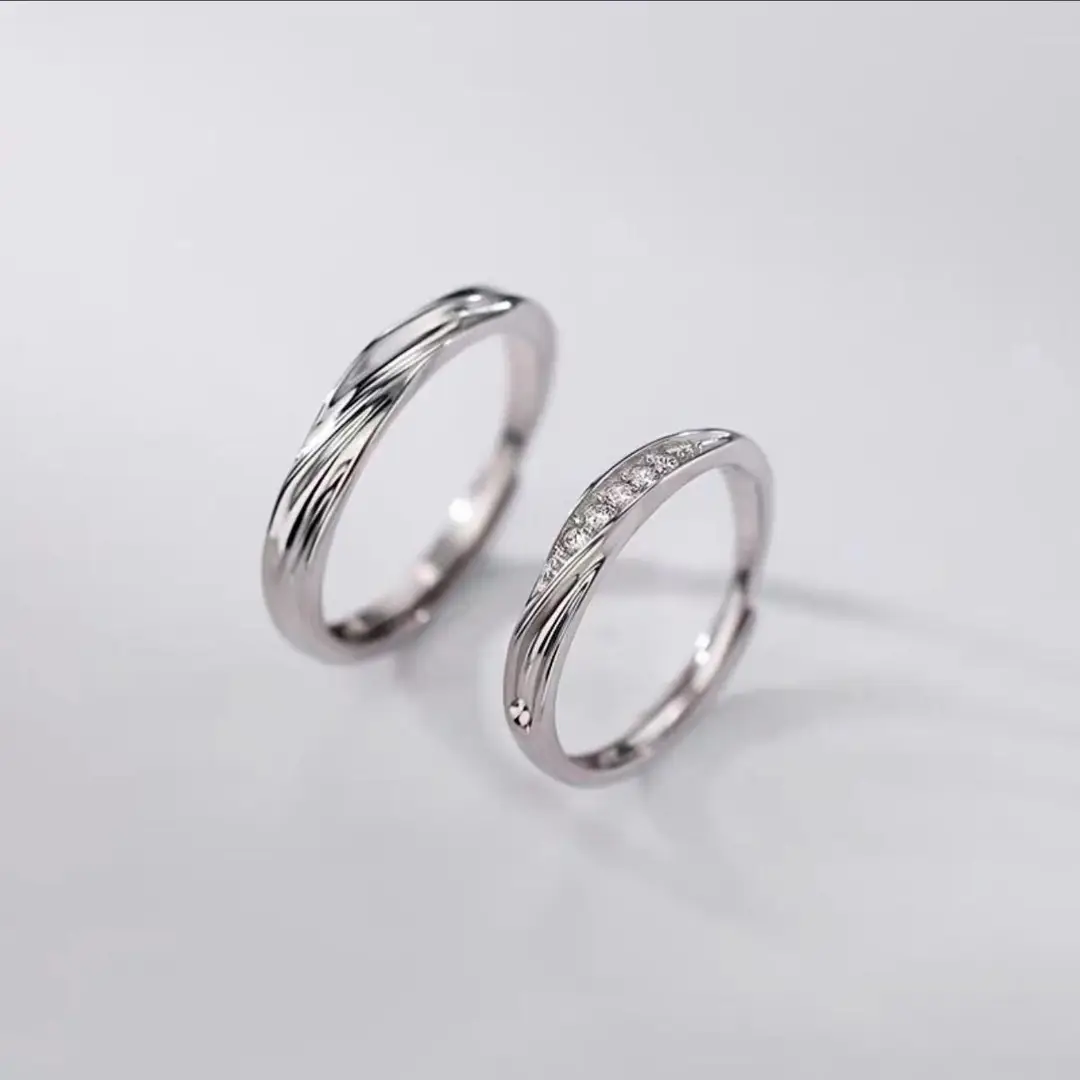 925 Silver Plated Mobius Couple Ring for Men Women - Image 3