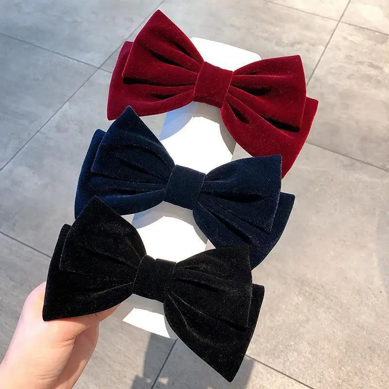 Velvet Black Bow Hairpin for College Girls
