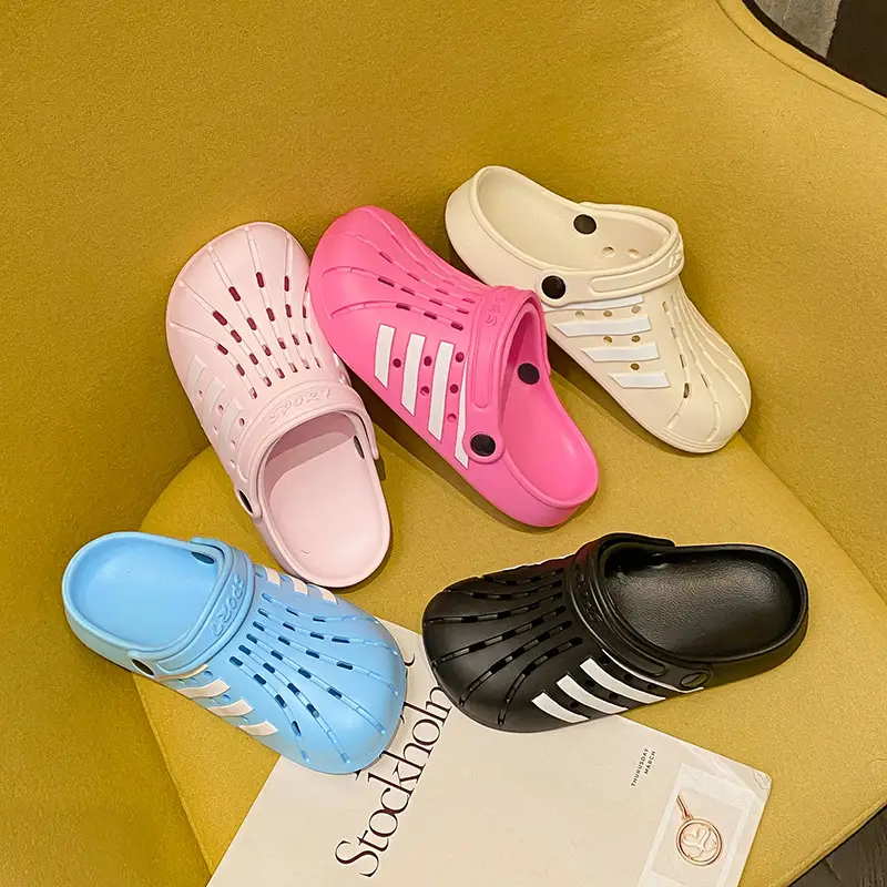 Women's Korean Hole Shoes Flat Beige Outdoor Slippers
