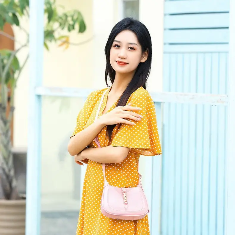 Stain-Resistant Jelly Shoulder Bag for Women - Image 6