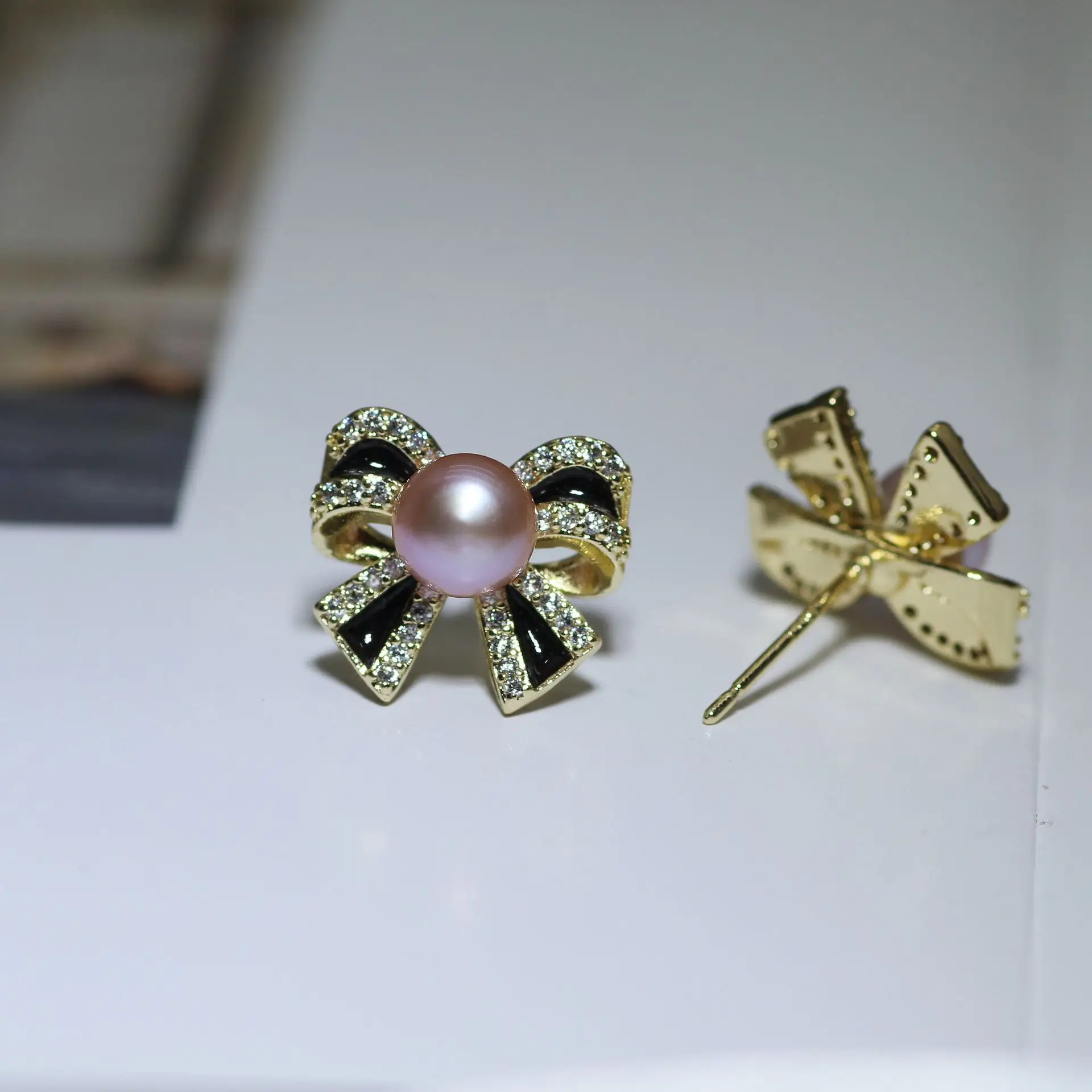 S925 Silver Pearl Bow Earrings High Bow Retro Trendy