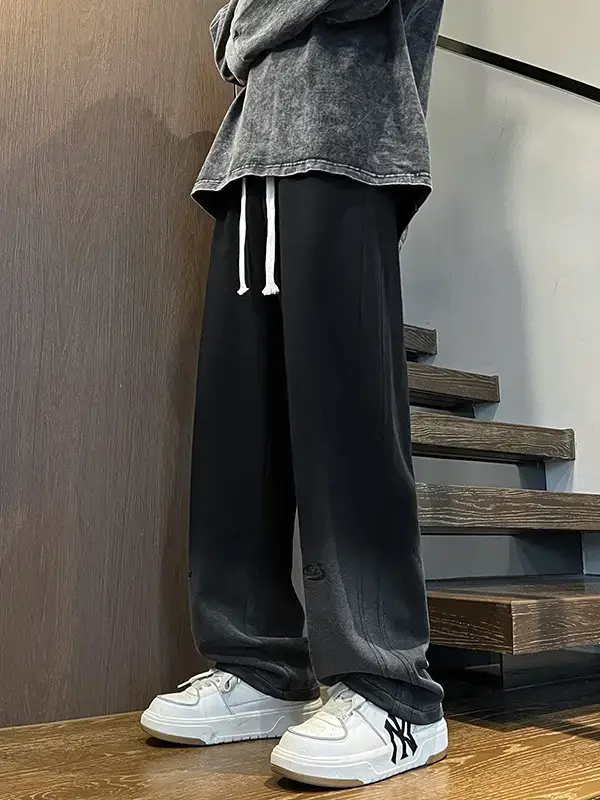 Men's Oversized Gradient Sweatpants 2023 - Image 3