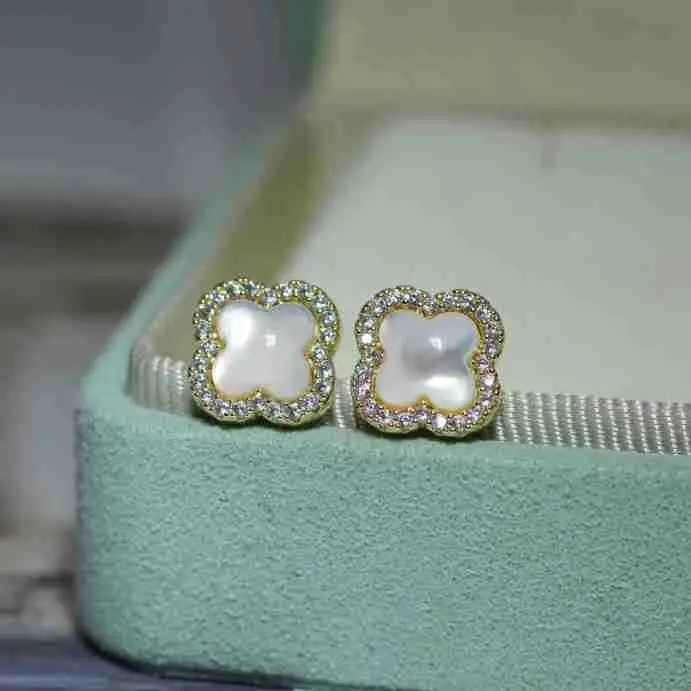 S925 Silver Needle Four-Leaf Clover Earrings - Image 3