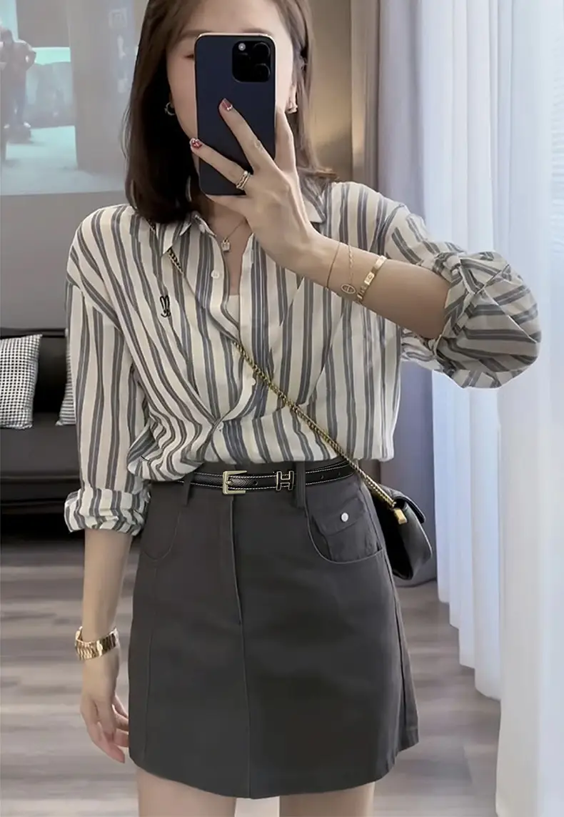 Women's Genuine Leather Belt焦糖色 Gold Buckle — feature 2