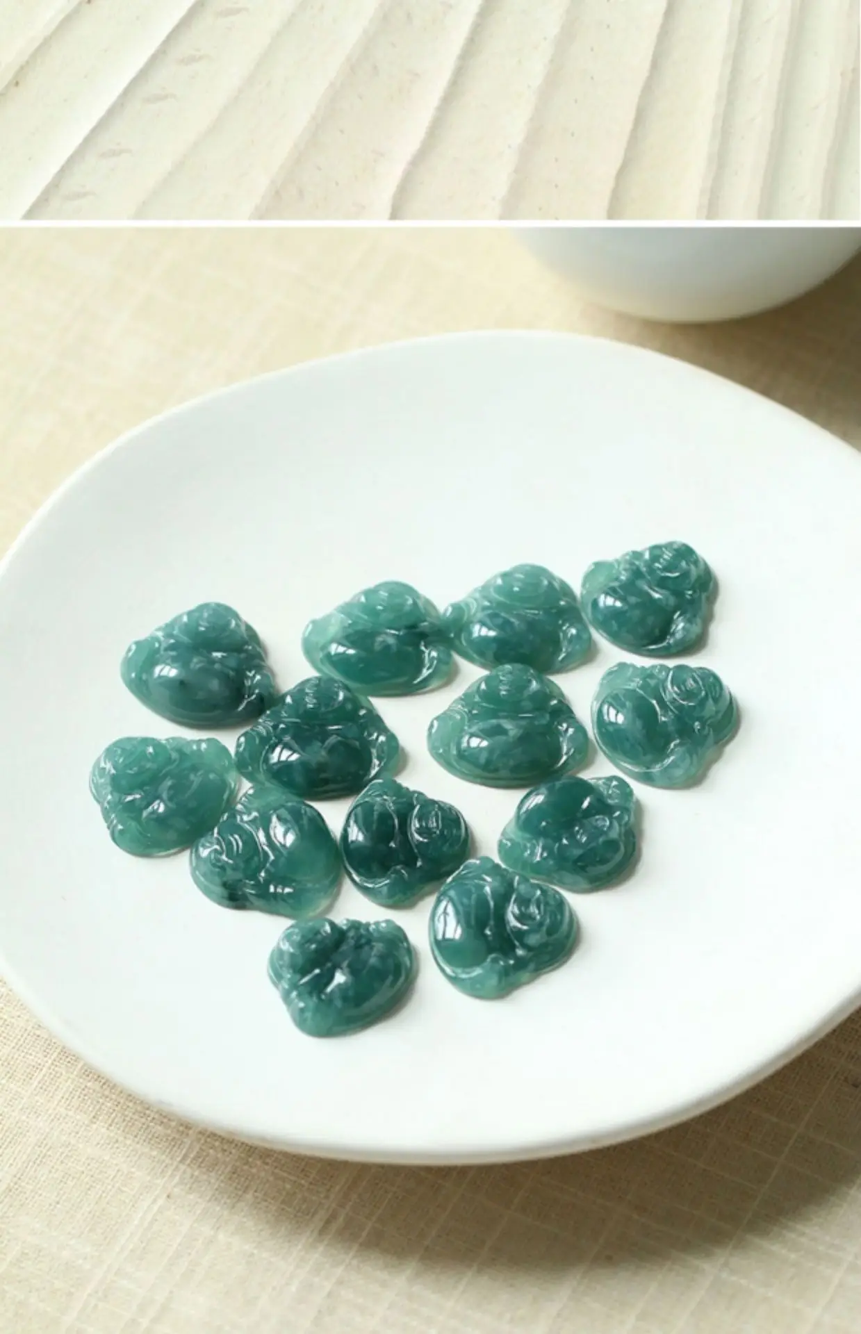 Natural Genuine A-Grade Burmese Jadeite Buddha Statue — feature 7