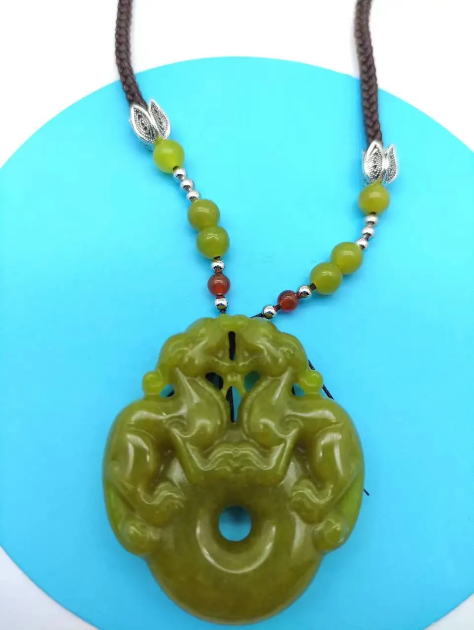 Xiu Jade Peace Pendant with Pixiu Design — feature 4