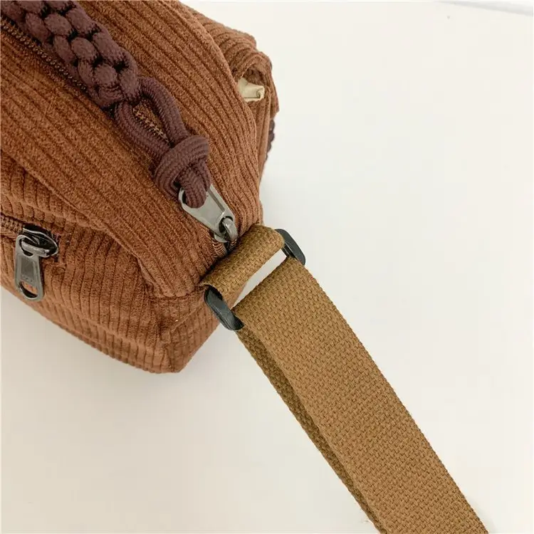 2024 Spring Corduroy Shoulder Messenger Bag Cream — feature 58