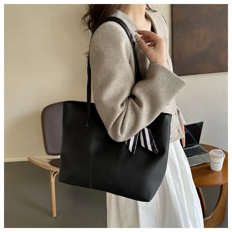 Retro Silk Scarf Handbag Brown 2023 — feature 17