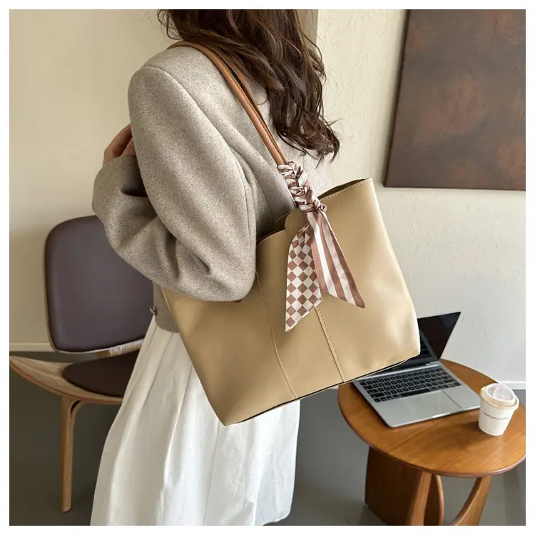 Retro Silk Scarf Handbag Brown 2023 — feature 22