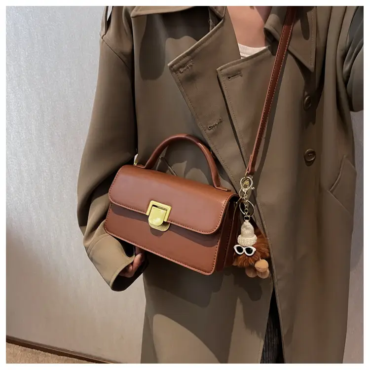 Brown Leather Shoulder Crossbody Bag for Women 2023 — feature 15