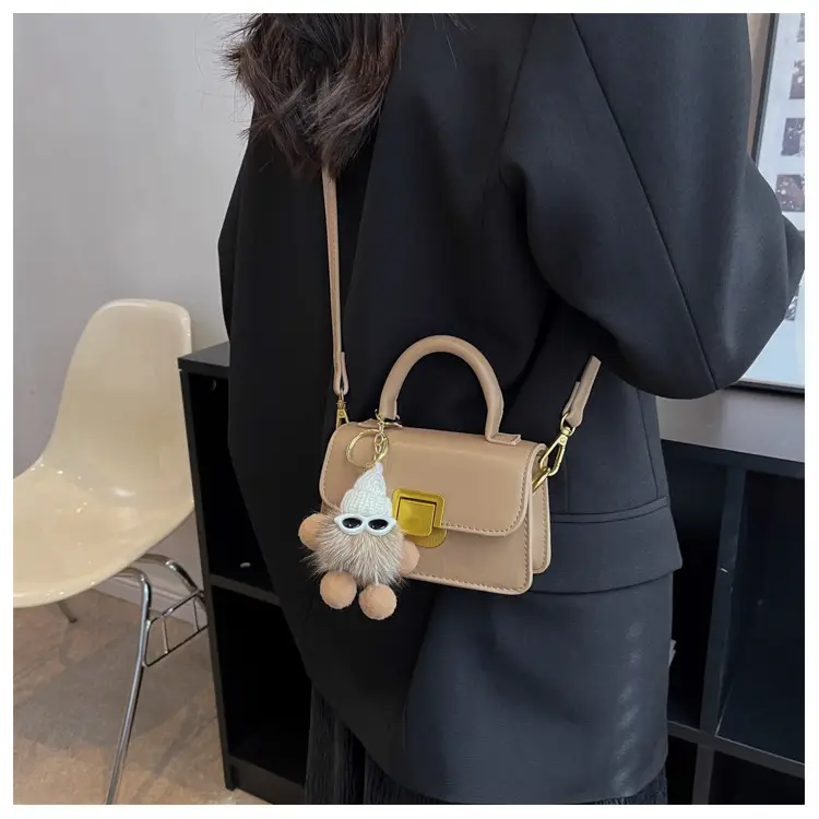 Brown Leather Shoulder Crossbody Bag for Women 2023 — feature 21