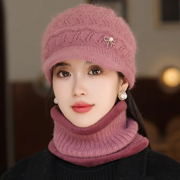 Winter Fleece Hat with Bow Charm for Women — feature 10