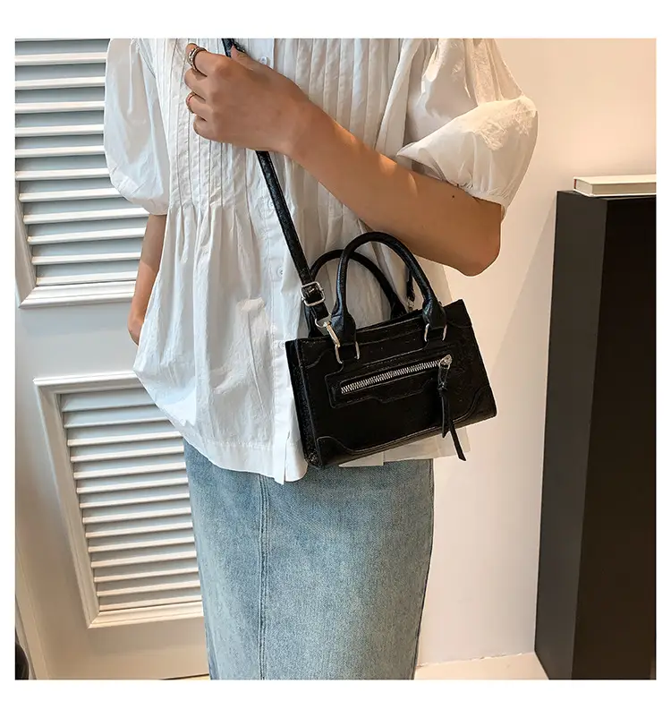 Green Korean Style Shoulder Bag for Women — feature 18
