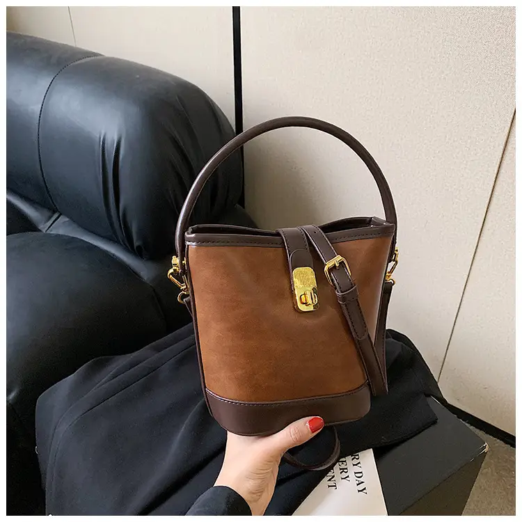 Women's Retro Brown Crossbody Bag for Autumn Winter 2023 — feature 24