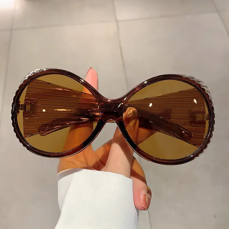 New Millennium Spice Sunglasses European American Fashion Avant-Garde Punk Hip Hop — feature 6