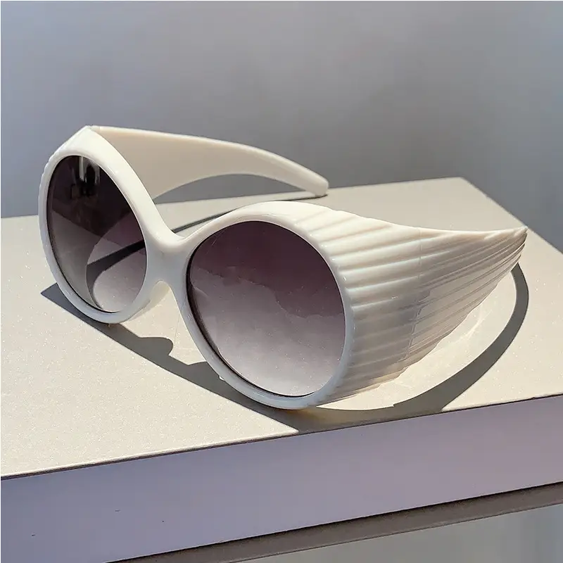 New Millennium Spice Sunglasses European American Fashion Avant-Garde Punk Hip Hop