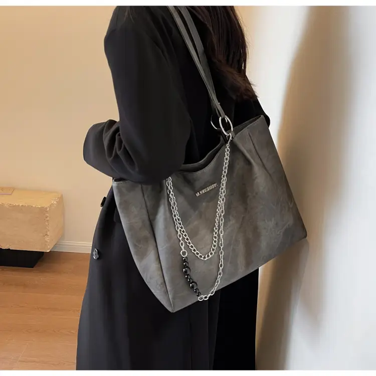 Textured Women's Chain Commuter Tote Bag Grey 2026 — feature 23