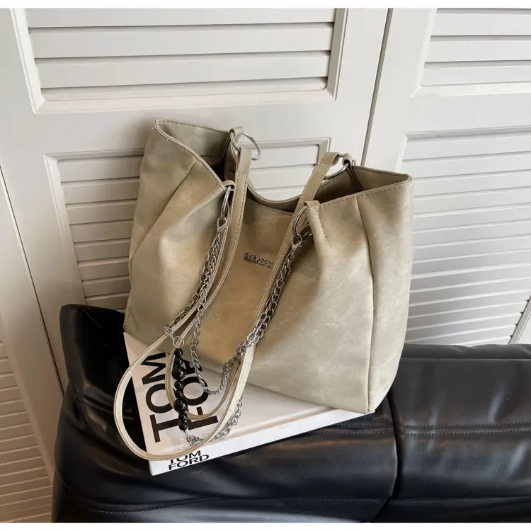 Textured Women's Chain Commuter Tote Bag Grey 2026 — feature 34