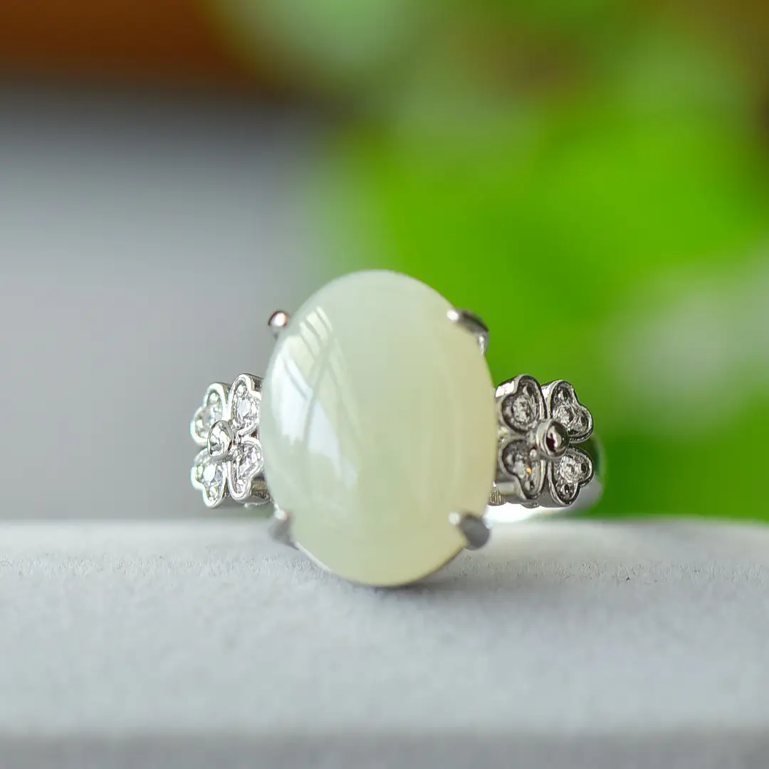 Copper Inlay Jade Egg Face Ring with Floral Design - Image 4
