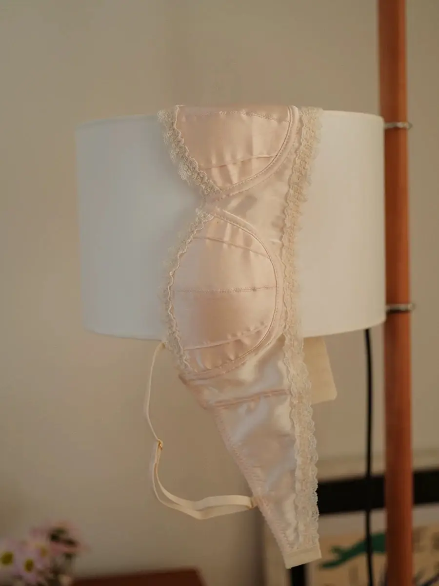 Green French Lace Push Up Bra for Women — feature 5