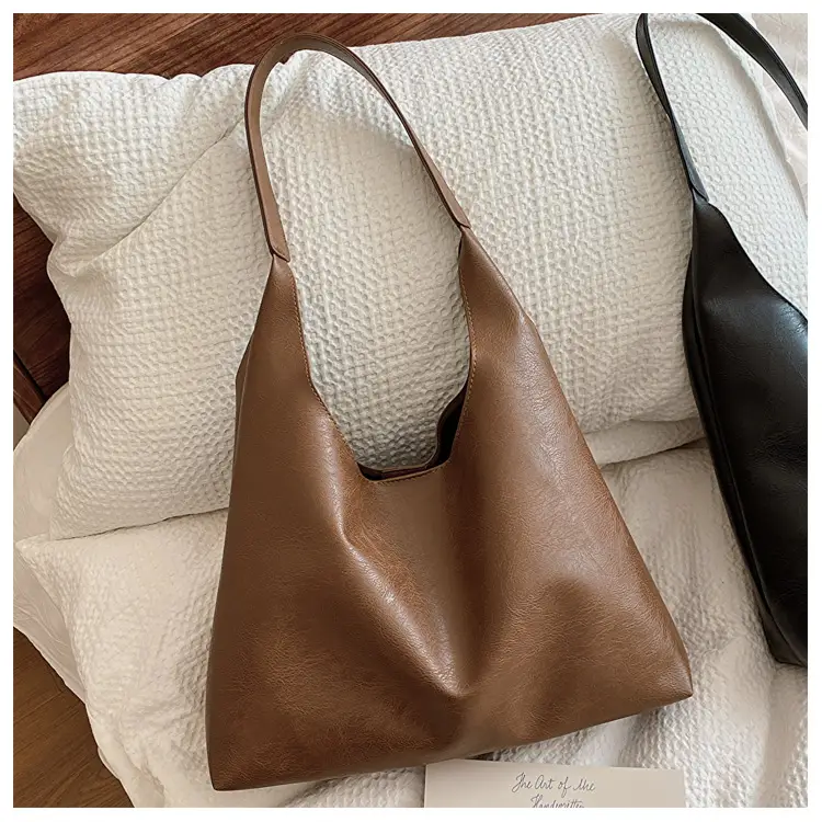 Brown Leather Shoulder Tote Bag 2023 Autumn Winter — feature 21