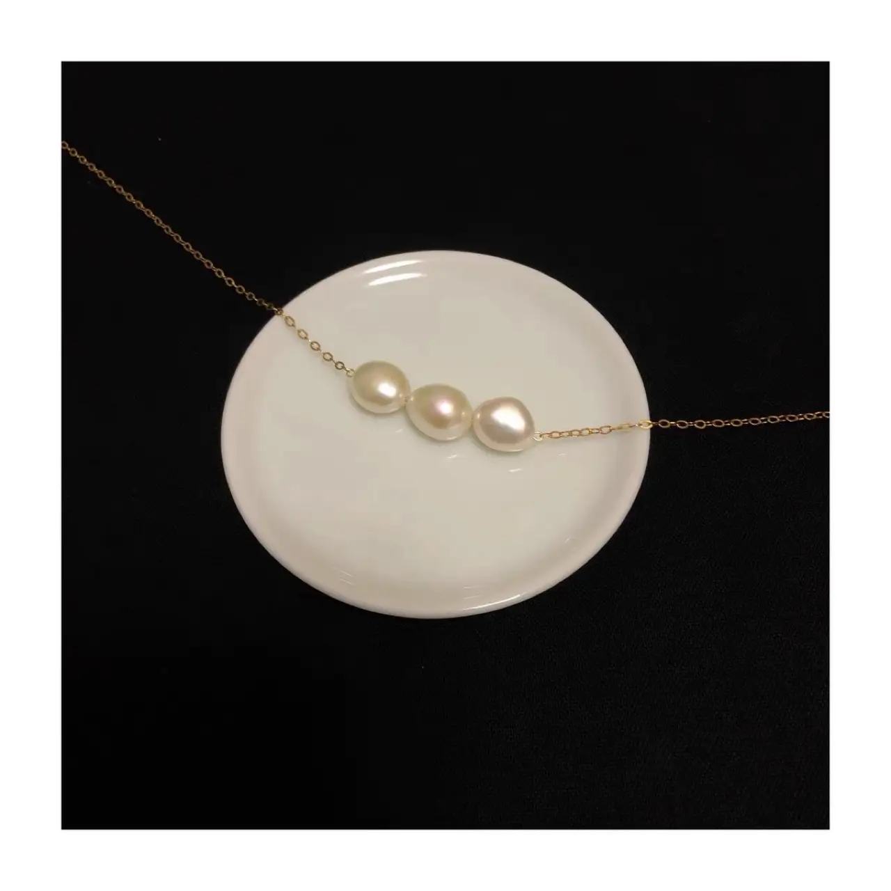 14k Gold Pearl Necklace Clavicle Chain White - Image 4