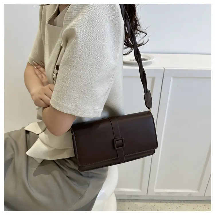 Black K-Style Crossbody Bag for Women 2023 — feature 14