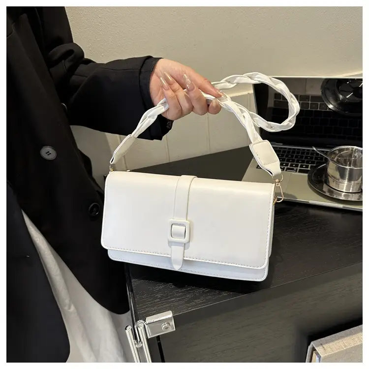 Black K-Style Crossbody Bag for Women 2023 — feature 16