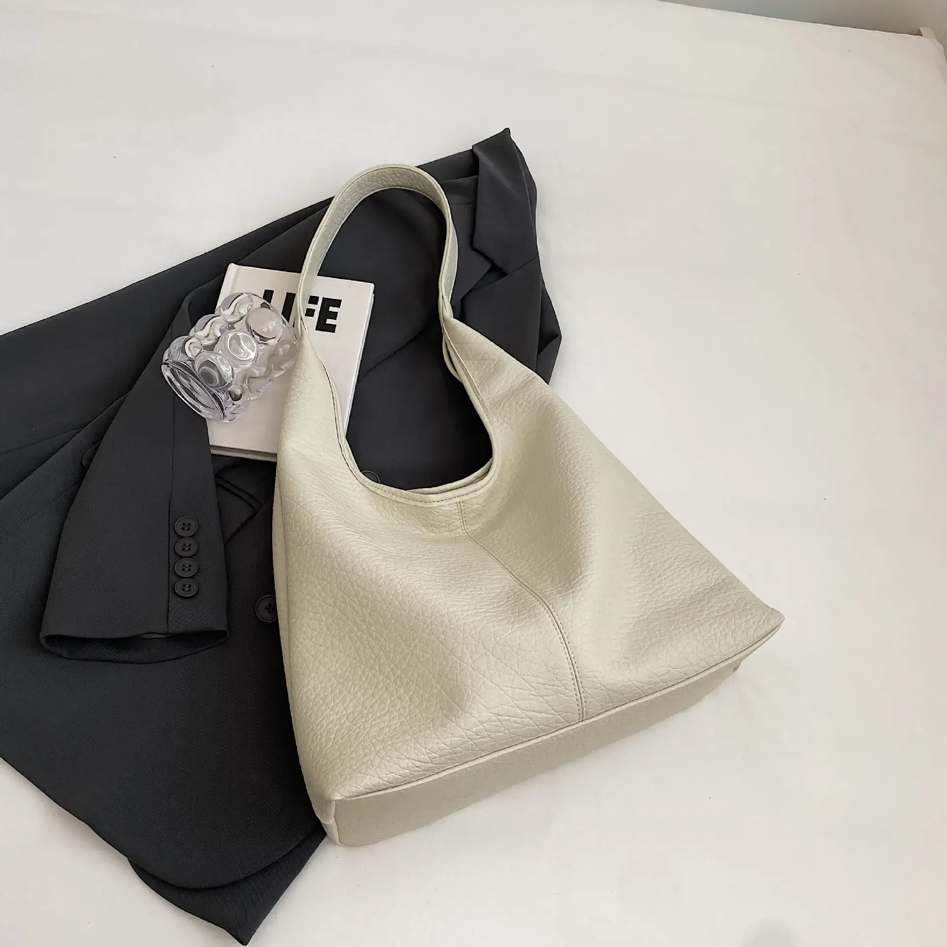 Women's Korean Style Tan Shoulder Bag 2023 - Image 3